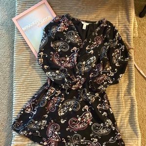 White House Black Market beautiful dress